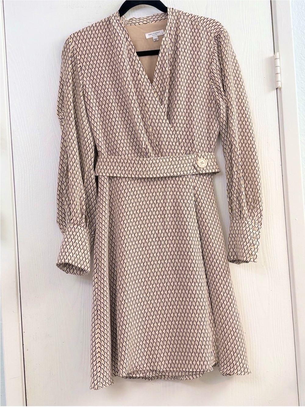 Equipment Fanetta Faux Wrap Cream Brown Patterned Silk Mini Dress Size 4
